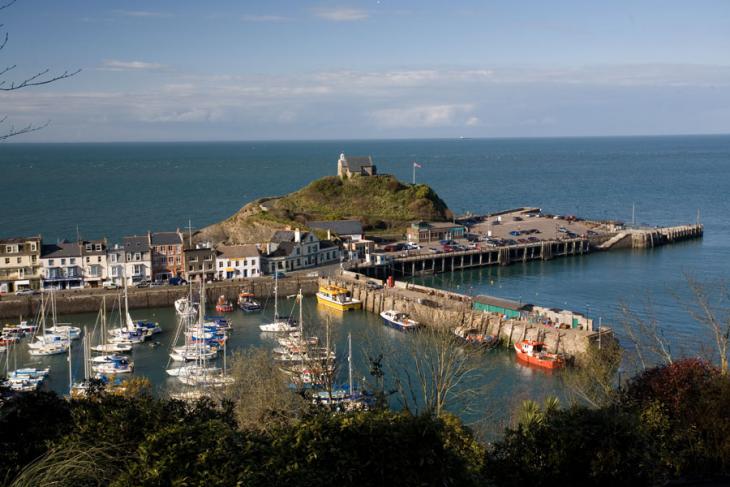 Ilfracombe Harbour and St Nicholas&#039; Chapel